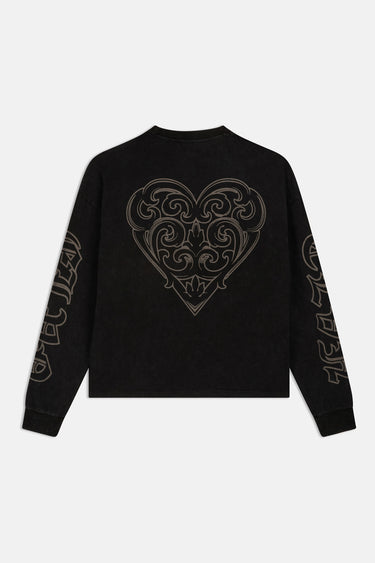 T-shirt Farah Noir Délavé à manches longues à plat, vue de dos, grand cœur ornemental et inscriptions sur les manches