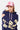 Sweat à capuche Fendy Bleu en gros plan sur la manche, lettres gothiques jaunes, casquette rose et cordons roses
