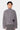 Cardigan zippé Finlande Gris porté de face par un mannequin homme, deux poches, cœur noir sur la poche droite