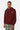 Sweat à capuche Flocon Bordeaux porté de face par un mannequin homme, petit cœur blanc sur la poitrine, pantalon camouflage