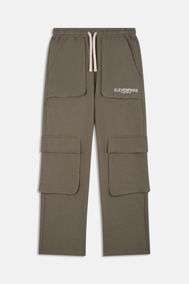 Jogging cargo Folk Kaki de face sur fond blanc, grandes poches à rabat, cordon écru et inscription ElevenParis