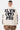 T-shirt manches longues Frankie Écru porté de dos par un homme, grand logo ELVN PRS noir et pantalon camouflage