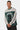 T-shirt manches longues Freddy Vert porté par un homme, de face, numéro 3 noir, lettres sur les manches et chaîne