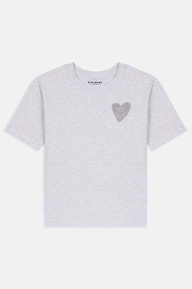 T-shirt Jerusalema Gris Chiné à plat, vue de face, coeur gris brodé sur la poitrine et étiquette Eleven Paris