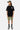 T-shirt Passau Noir porté par un mannequin homme en casquette verte et short kaki, vue de face en pied