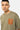 T-shirt Power Kaki, plan rapproché sur un mannequin homme, poche écusson orange avec cœur gravé