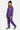 T-shirt manches longues Twist Violet en look complet porté par une fille avec bonnet noir, jogging violet à fleurs de lys