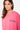 T-shirt Jam Rose en gros plan sur une mannequin femme, inscription Eleven noire sur la poitrine