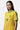Pull Jbresil Jaune en maille ajourée, détail sur une mannequin femme, écusson, numéro 10 vert et col vert