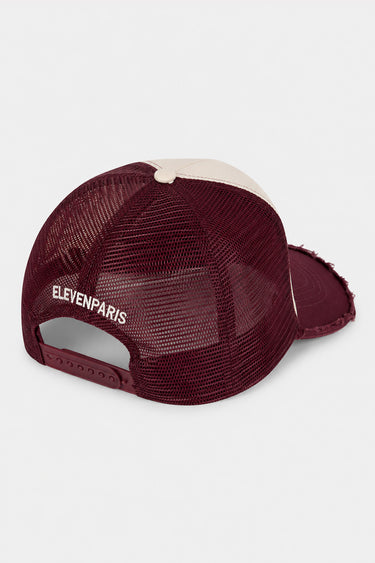 Casquette trucker Evander Bordeaux vue de dos, filet bordeaux, sangle de réglage et inscription Eleven Paris