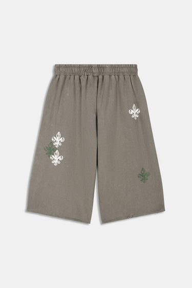 Short Jiora Kaki à plat, vue de dos, ourlet effiloché et fleurs de lys blanches et vertes