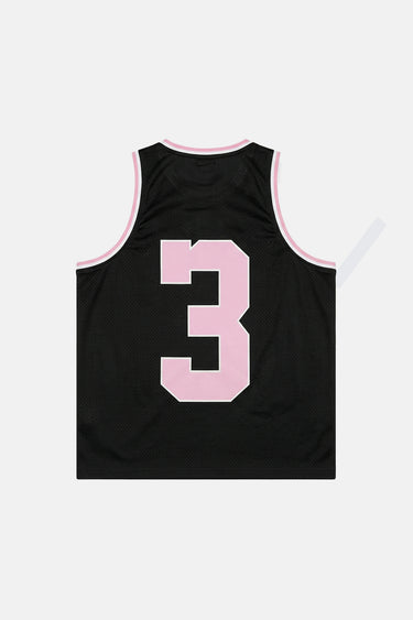 Débardeur de basket Junior Noir vu de dos à plat, grand numéro 3 rose, bordures roses, maille aérée, fond blanc