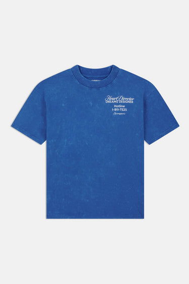 T-shirt Peams Bleu délavé de face à plat, petite inscription Heart Director Dreams Designer Hotline sur la poitrine