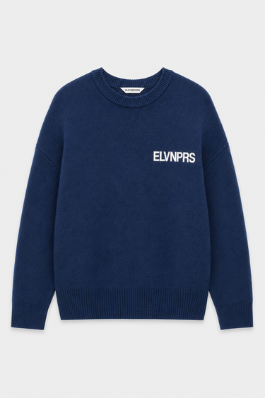 Pull col rond Teodore Navy en maille à plat, de face, petite inscription ELVNPRS blanche sur la poitrine