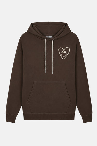 Sweat à capuche Tevy Marron à plat, de face, cordons rayés et petit cœur smiley écru sur la poitrine